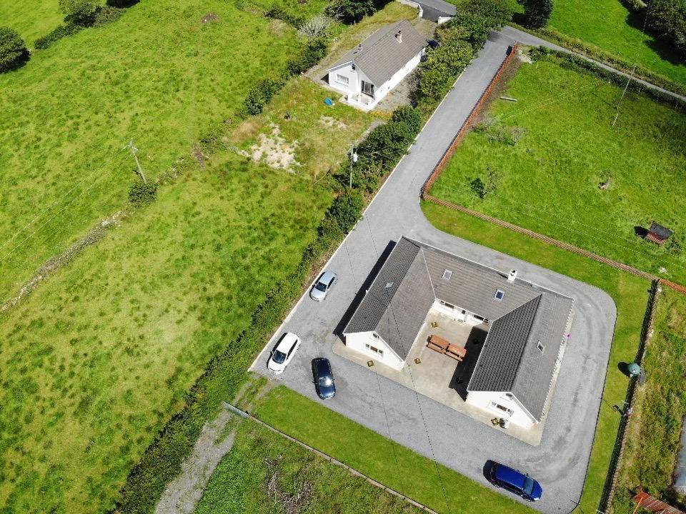 Sally'S Vineyard Buncrana Luaran gambar